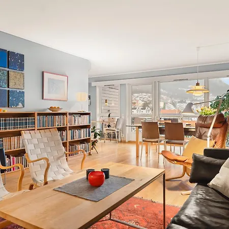 Dinbnb I On Island I Terrace And Grill I Free Parking Apartment