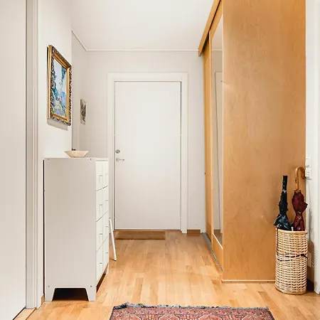 Apartment Dinbnb I On Island I Terrace And Grill I Free Parking *